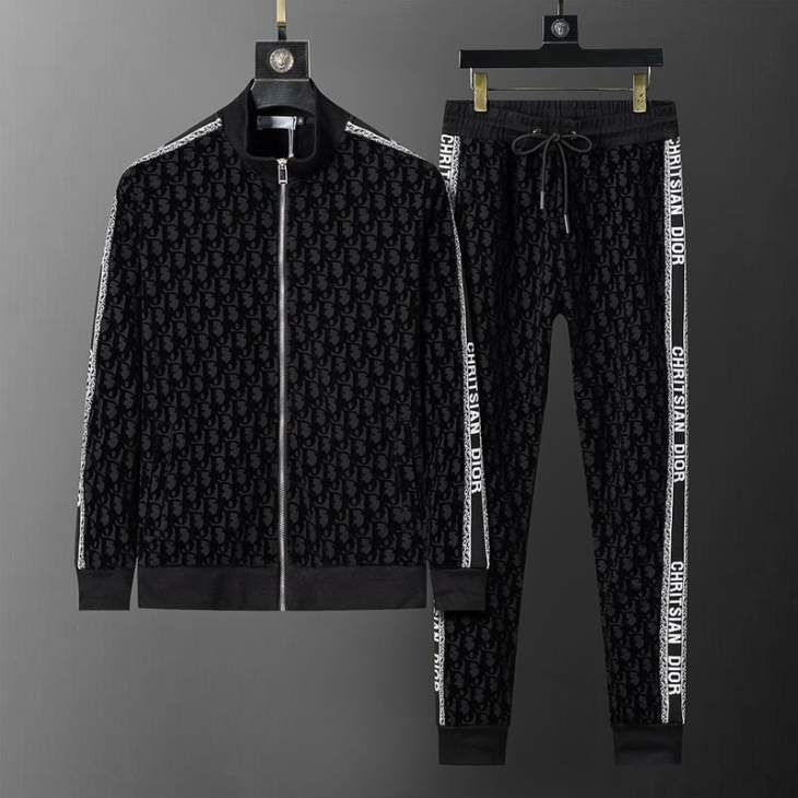 Picture of Dior Sweater Suits _SKUDiorM-3XL14mr3810538429
